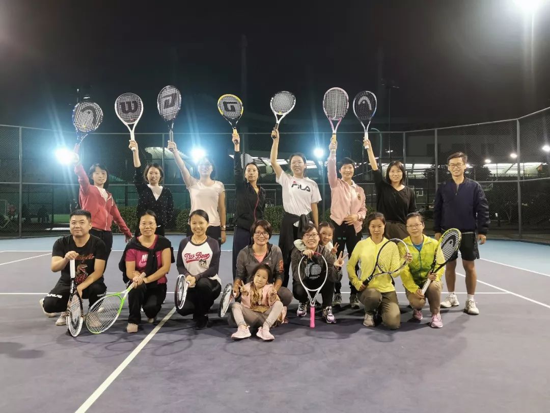 加油操分解動作_加油amigo分解_加加油慢動作分解教學