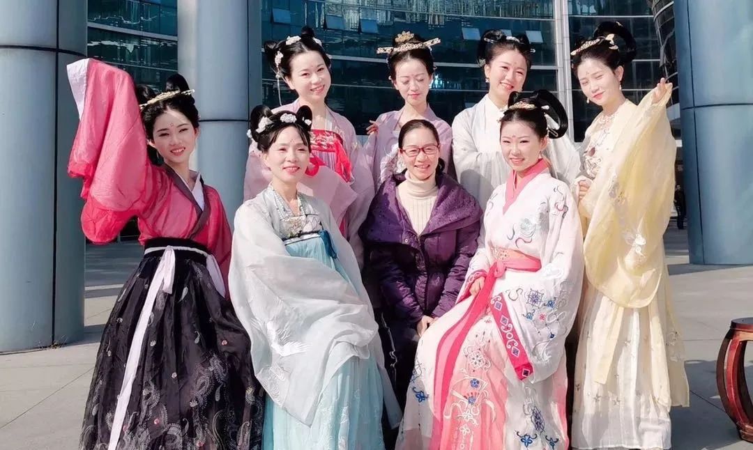 加加油慢動作分解教學_加油操分解動作_加油amigo分解