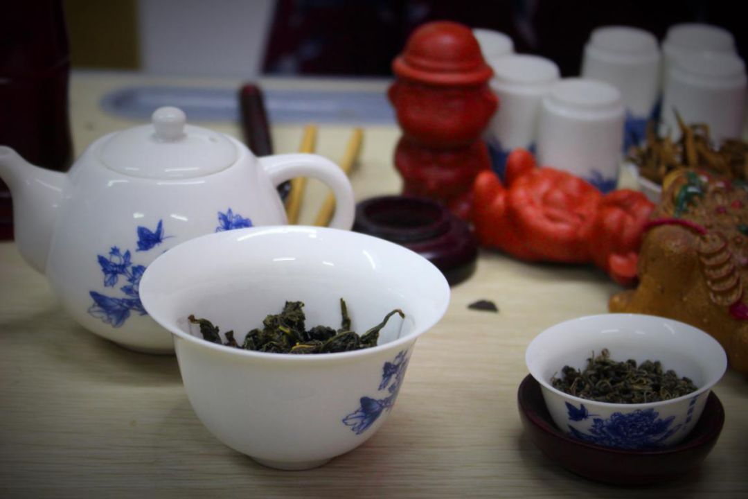 加加油慢動作分解教學_加油amigo分解_加油操分解動作