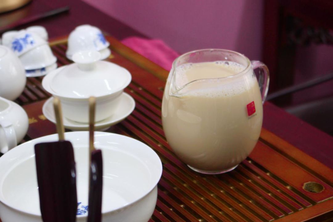 加加油慢動作分解教學_加油amigo分解_加油操分解動作