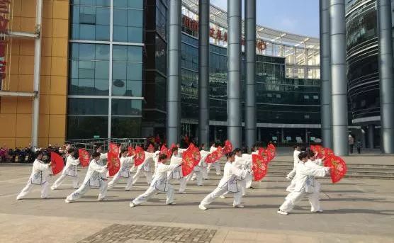 加油操分解動作_加油amigo分解_加加油慢動作分解教學