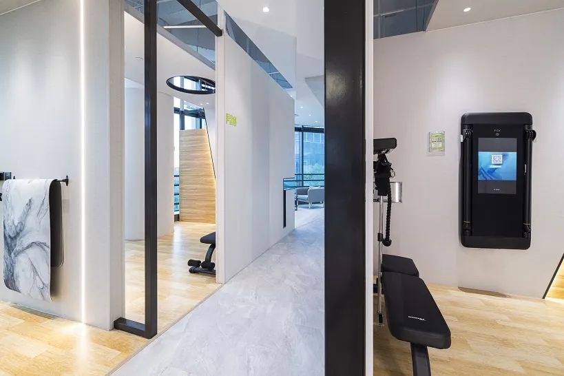 單人 綜合訓(xùn)練器_單人綜合訓(xùn)練器教程_單人訓(xùn)練器怎么操作