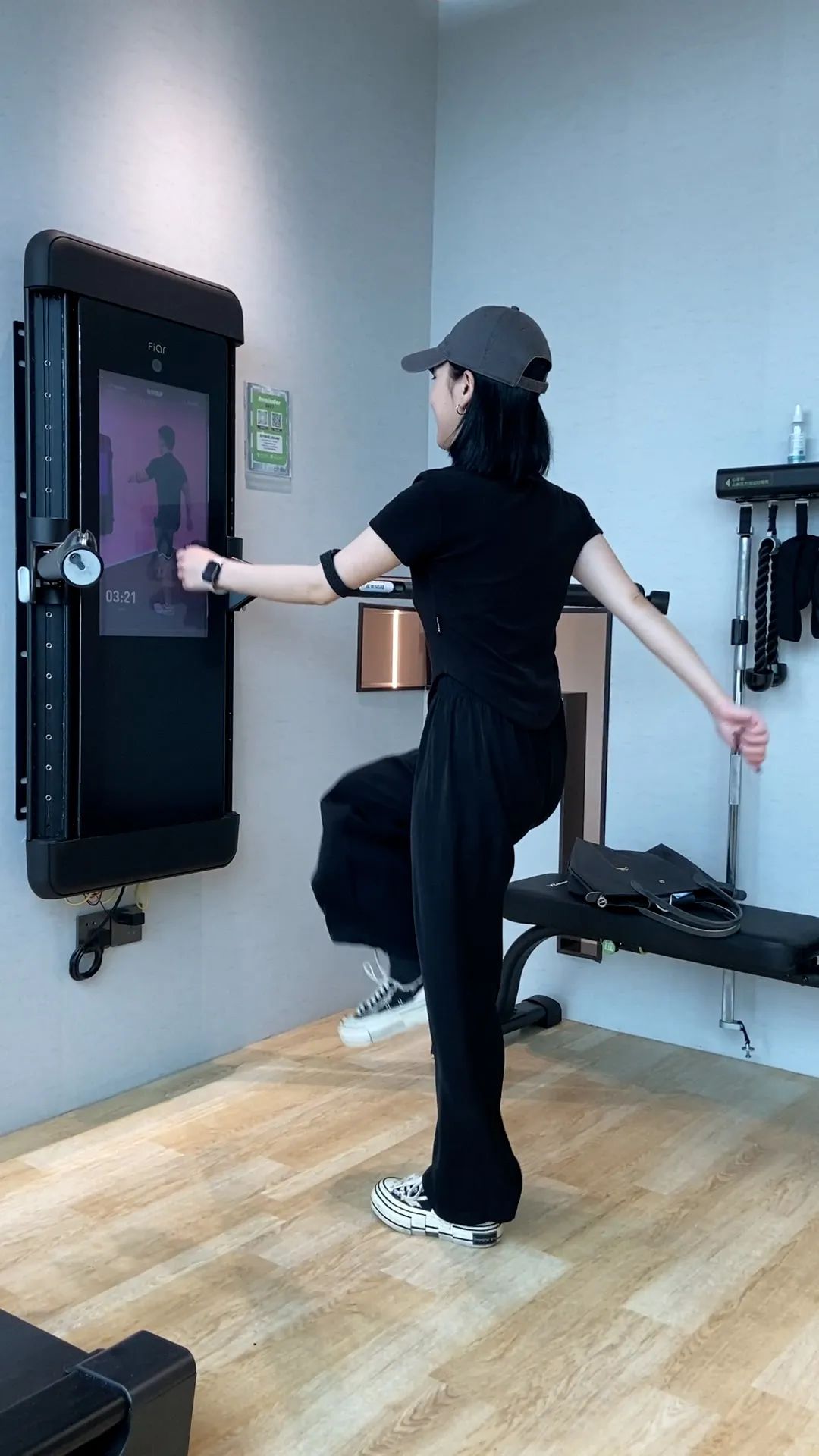 單人綜合訓(xùn)練器教程_單人 綜合訓(xùn)練器_單人訓(xùn)練器怎么操作