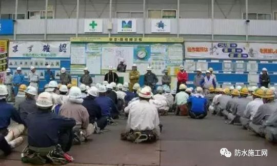 揉肩的好處_早會互動我為你揉肩_揉肩組合