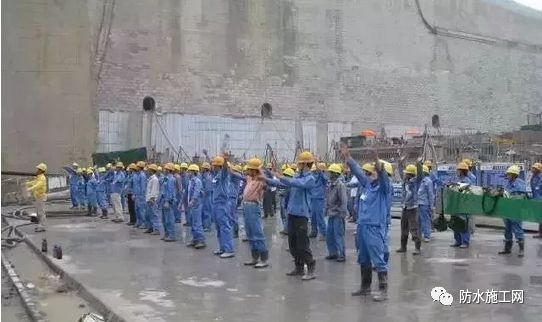 揉肩組合_揉肩的好處_早會互動我為你揉肩