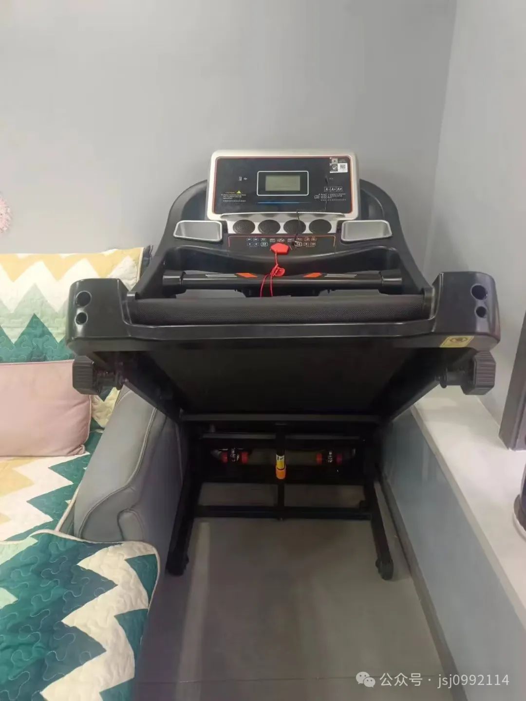 牌子跑步機(jī)萬元好還是千元_一萬元跑步機(jī)什么牌子好_跑步機(jī)好一點(diǎn)的牌子