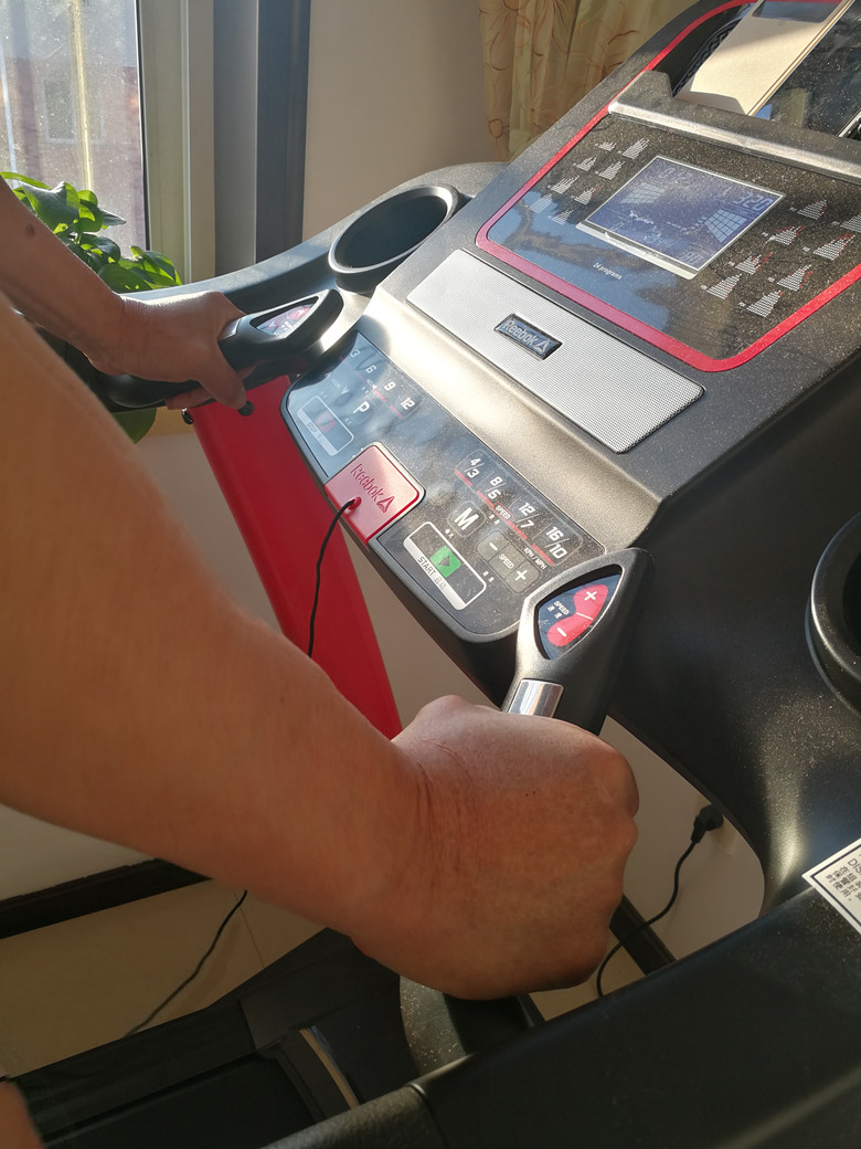 什么牌子的跑步機(jī)質(zhì)量好_2021年口碑好的跑步機(jī)_牌子跑步質(zhì)量機(jī)好用嗎