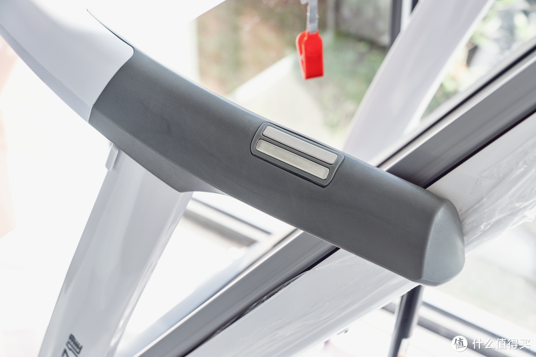 億健 天貓聯(lián)合定制跑步機ELF 跑步機:減震功能遠超想象