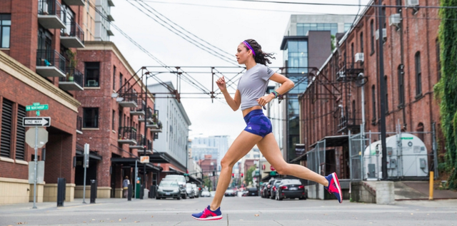 運動體重下降很快_運動多久后開始掉體重_運動后體重下降過一會又恢復