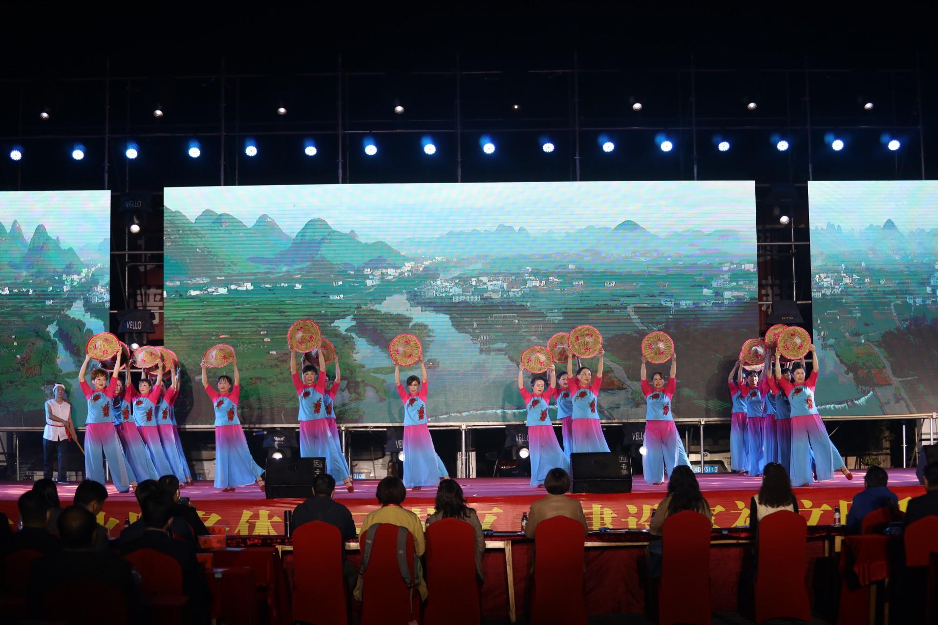 廣場快樂舞_快樂廣場_廣場快樂乒乓群最簡單三個命名