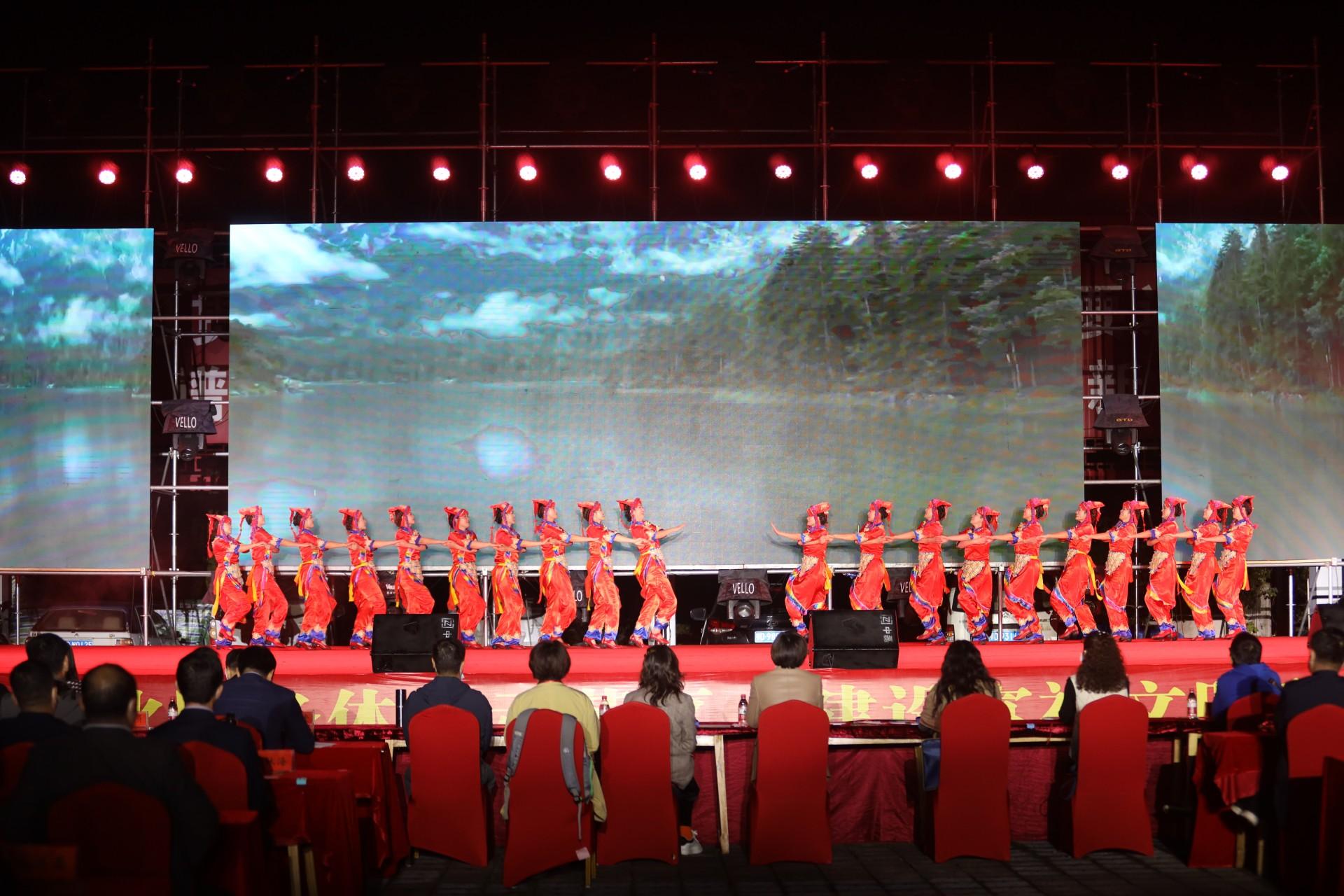 廣場快樂乒乓群最簡單三個命名_廣場快樂舞_快樂廣場