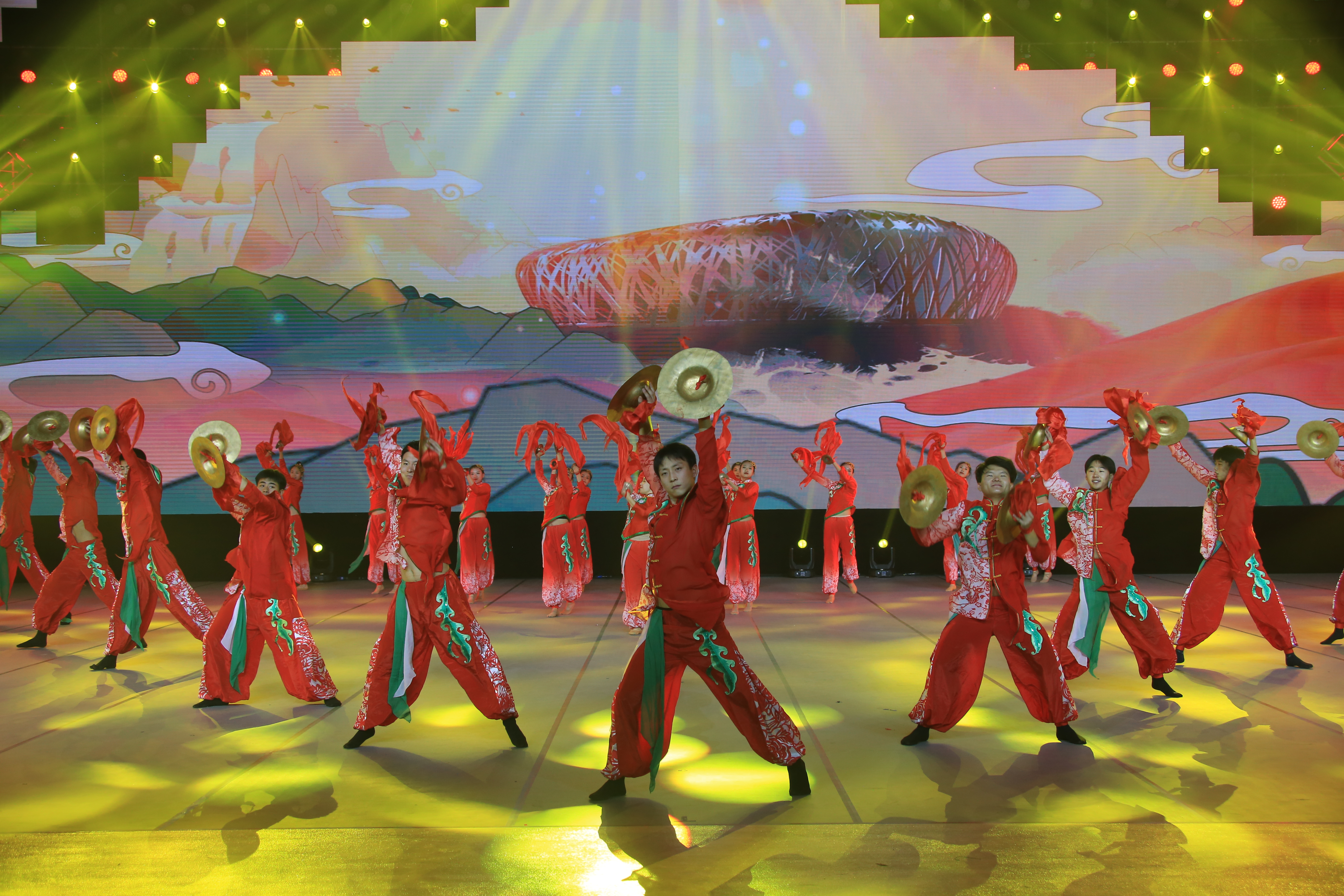 廣場(chǎng)舞愛(ài)在思金拉措_廣場(chǎng)舞愛(ài)在羊茸山水間_廣場(chǎng)舞愛(ài)你一百歲