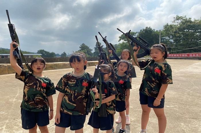 綜合訓練器組裝視頻_綜合訓練器訓練視頻_綜合訓練器