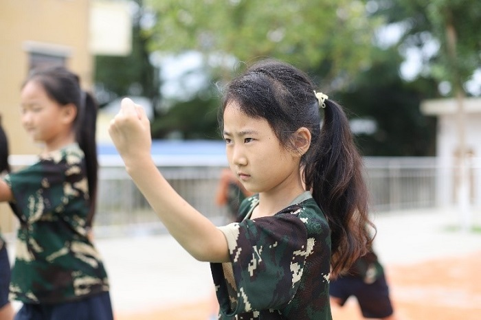 綜合訓練器_綜合訓練器訓練視頻_綜合訓練器組裝視頻