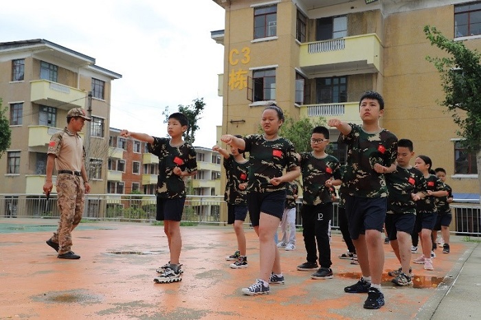 綜合訓練器訓練視頻_綜合訓練器組裝視頻_綜合訓練器