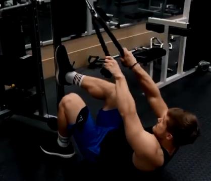 怎樣練好三角肌后束，達(dá)到自然外翻的效果？