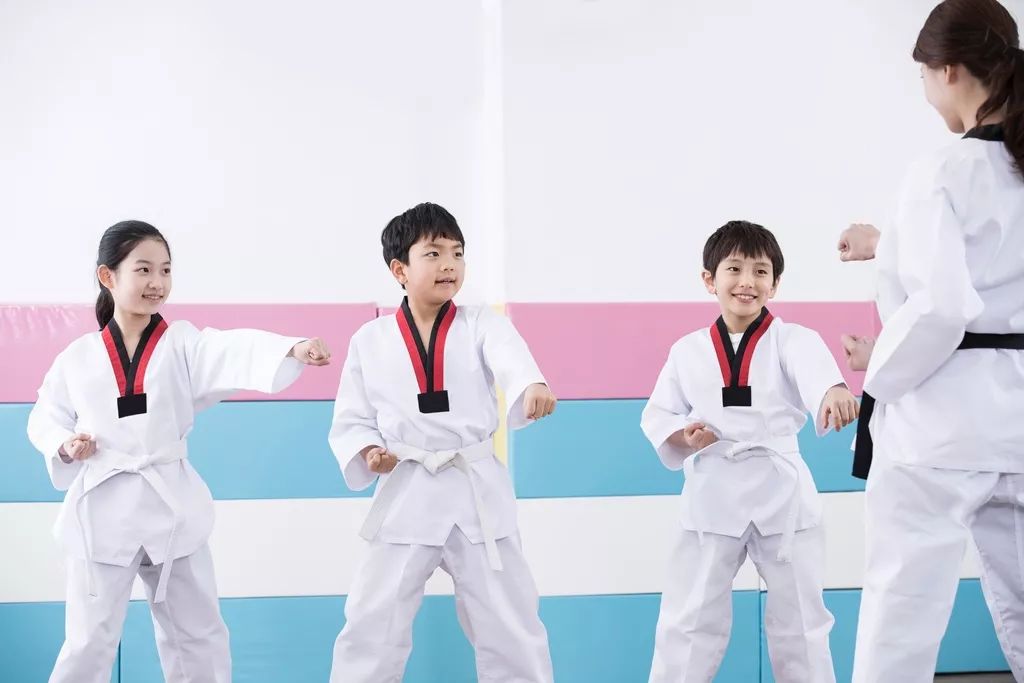 體育鍛煉對(duì)系統(tǒng)具有一定影響_體育鍛煉對(duì)運(yùn)動(dòng)系統(tǒng)有哪些影響_體育運(yùn)動(dòng)對(duì)哪些系統(tǒng)有影響