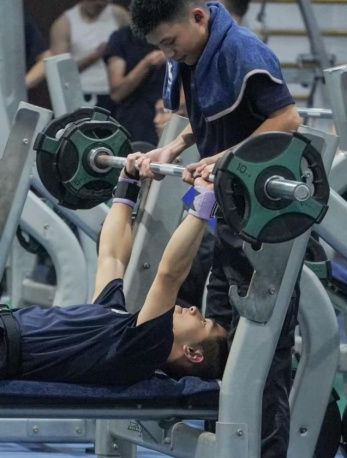 訓(xùn)練器是什么_訓(xùn)練器的使用方法_綜合訓(xùn)練器怎么使用