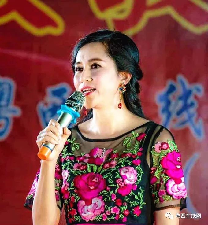 南海之戀廣場(chǎng)舞_廣場(chǎng)舞串燒,我們的南海_廣場(chǎng)舞南海姑娘