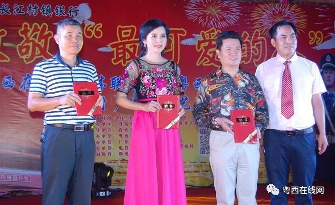 廣場(chǎng)舞南海姑娘_南海之戀廣場(chǎng)舞_廣場(chǎng)舞串燒,我們的南海