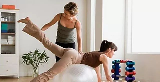 冠狀面有哪些健身動作_冠狀面有哪些健身動作_冠狀面有哪些健身動作