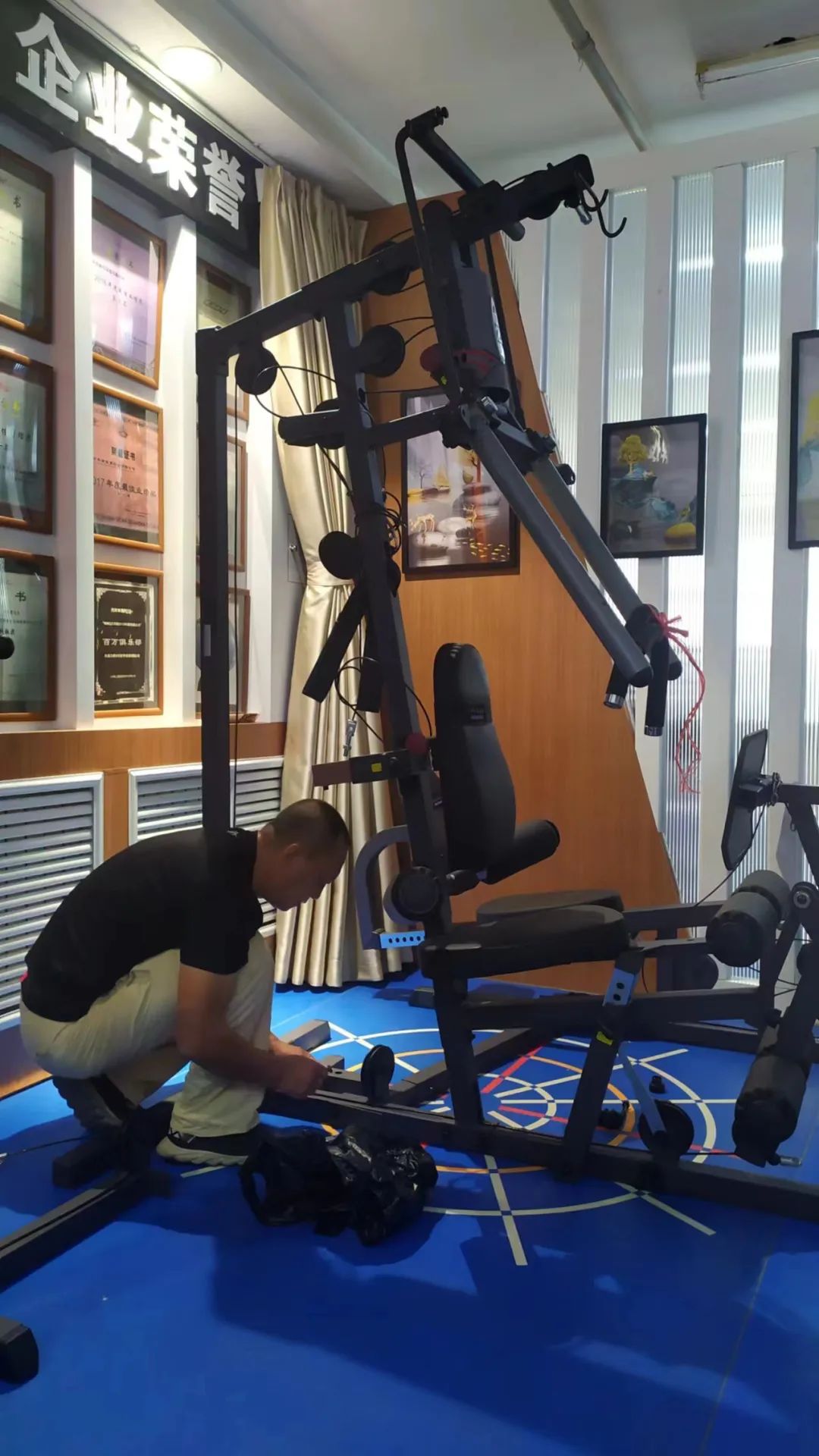家用綜合訓練器材哪種最實用_家用綜合訓練器訓練計劃_家用綜合訓練器