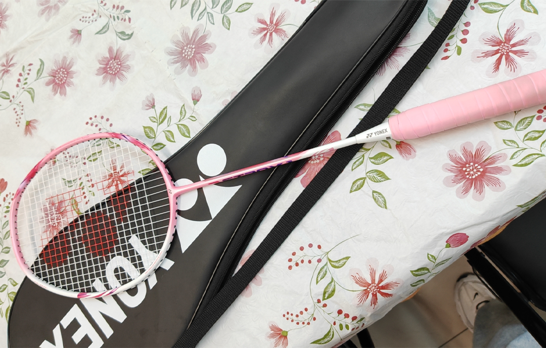 健身手套有必要買帶束帶的么_健身要帶手套嗎_手套健身帶要洗嗎