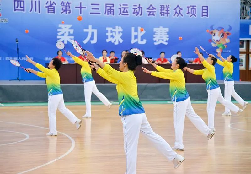 大體重適合運(yùn)動(dòng)減肥嗎_體重過大適合什么運(yùn)動(dòng)_體重運(yùn)動(dòng)適合過大的人嗎