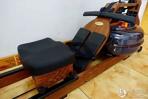 可調(diào)節(jié)家用腰腹訓(xùn)練器_腰腹輪怎么用_腰腹訓(xùn)練器怎么用