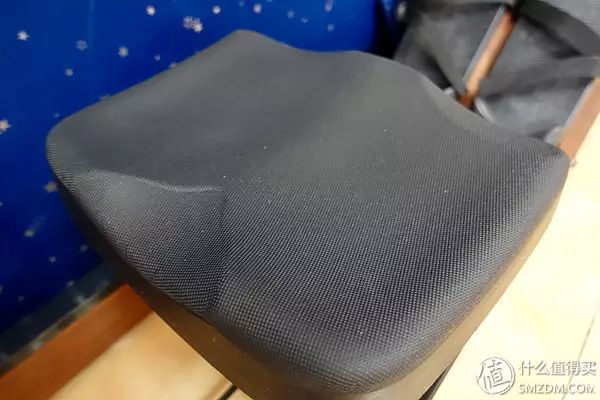 腰腹訓(xùn)練器怎么用_可調(diào)節(jié)家用腰腹訓(xùn)練器_腰腹輪怎么用