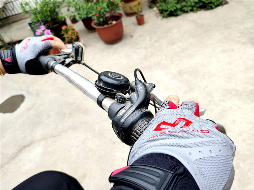 新手健身手套_健身運動手套_手套新手健身怎么穿