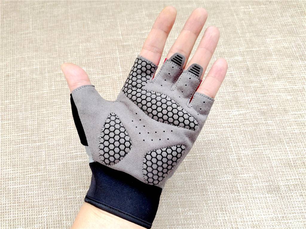 新手健身手套_手套新手健身怎么穿_健身運動手套