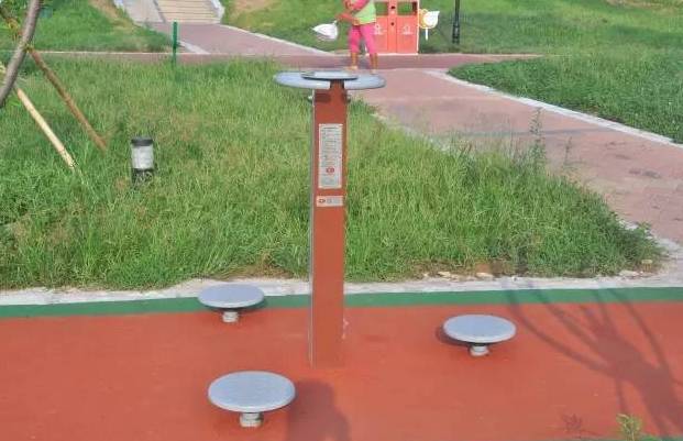 單人機器人_單人站綜合訓(xùn)練器使用_單人站綜合訓(xùn)練器安裝視頻