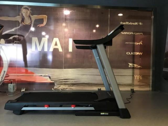 kaiyun體育登錄網(wǎng)頁入口 全球銷量第一家用跑步機(jī)愛康百樂福品牌 505 CST PETL79717評測