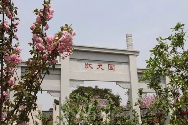 視頻心事廣場(chǎng)蓮舞32步_蓮的心事廣場(chǎng)舞視頻_廣場(chǎng)舞蓮的心事十六步