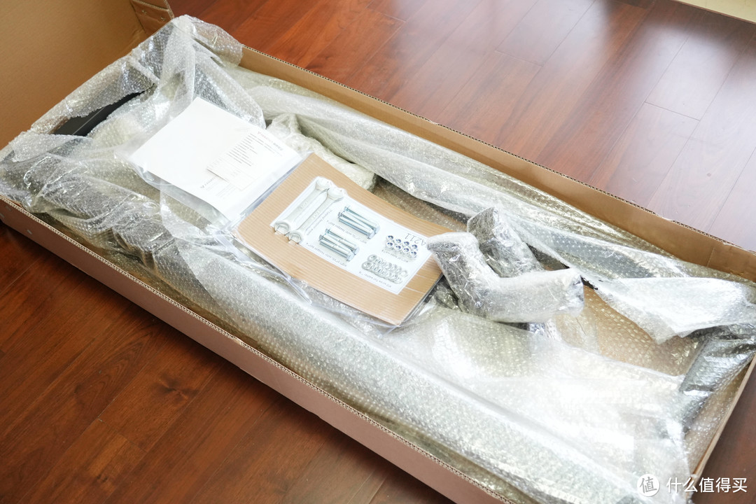 新手上路，關于宅家解鎖杠鈴臥推的干貨要點，以及FANATICS多功能深蹲臥推架+全折疊啞鈴凳深度體驗