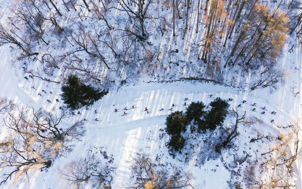 大眾健身隊(duì)廣場(chǎng)舞愛(ài)的天堂_相聚大眾隊(duì)健身操視頻_大眾健身隊(duì)再相聚