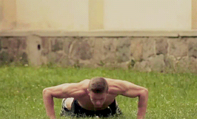 健身房訓(xùn)練攻略_健身初學(xué)者進健身房訓(xùn)練計劃_健身初學(xué)者健身房訓(xùn)練計劃