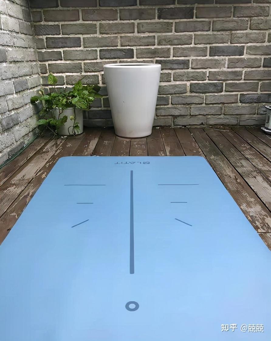 手套太緊會(huì)怎么樣_健身手套緊的好處_健身手套越緊越好嗎