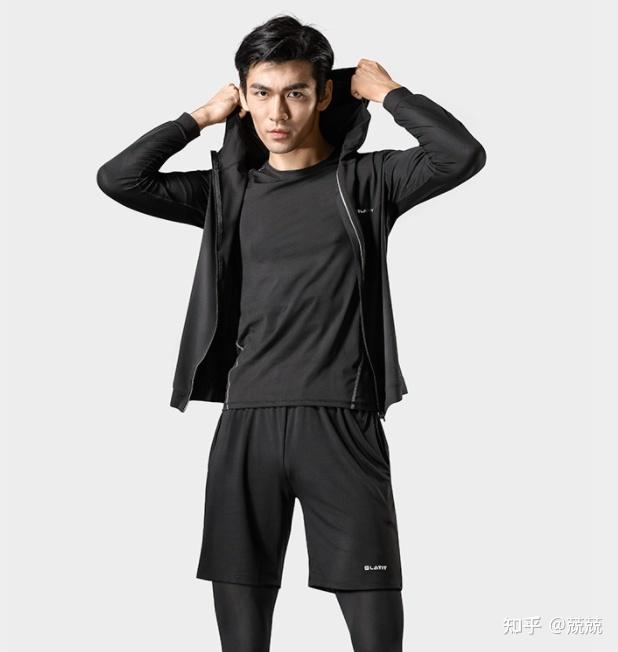 健身手套越緊越好嗎_手套太緊會(huì)怎么樣_健身手套緊的好處