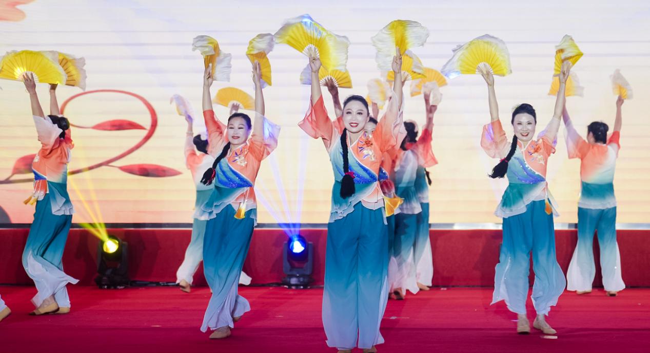 大眾健身舞_廣場舞大眾健身舞_大眾健身隊廣場舞