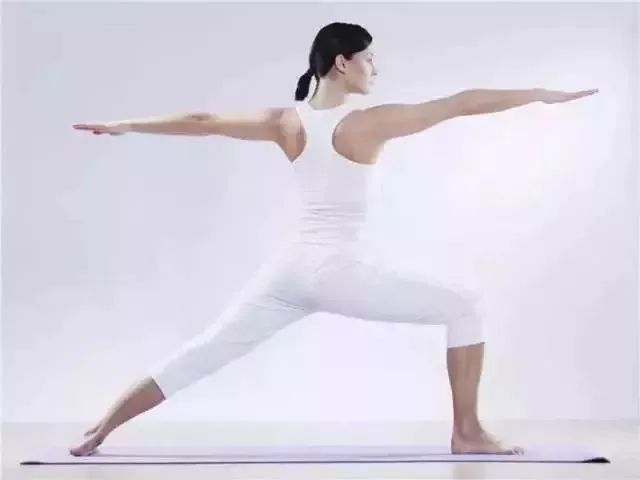 腳踝痛還繼續(xù)運(yùn)動(dòng)會(huì)怎么樣_運(yùn)動(dòng)后腳踝疼 多久能好_疼腳踝能運(yùn)動(dòng)好后會(huì)疼嗎