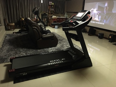 kaiyun體育登錄網(wǎng)頁(yè)入口 跑步機(jī)什么牌子好，家用跑步機(jī)怎么選?