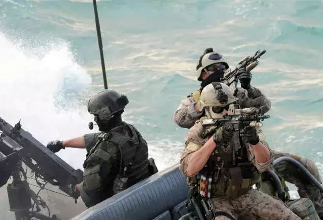 健身手套什么款式_健身手套_健身手套種類