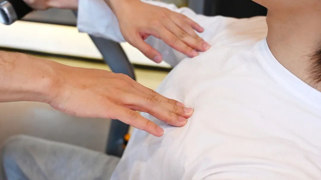 新手健身手套_健身訓(xùn)練手套_健身運(yùn)動手套