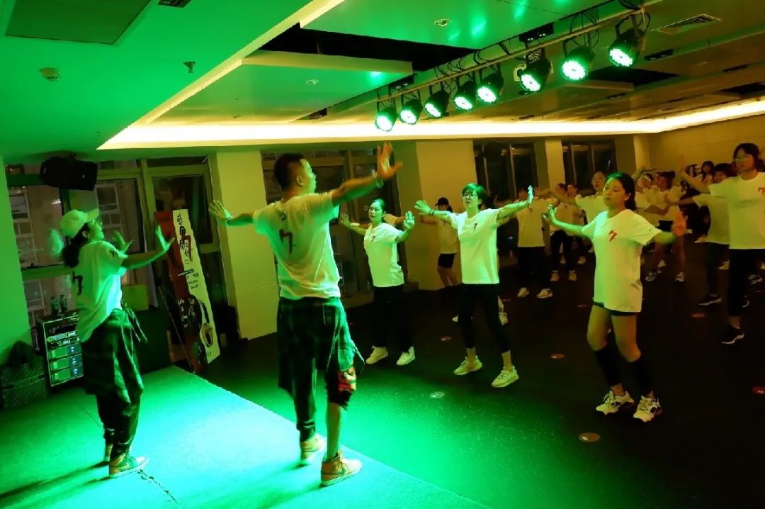 健身訓(xùn)練手套_新手健身手套_健身運(yùn)動手套