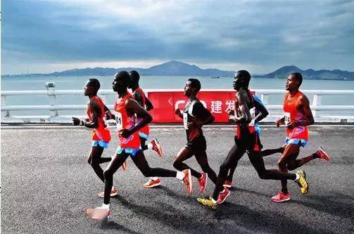 1k米跑步技巧_跑4×400米不累又快的技巧_提高200米跑步訓(xùn)練方法