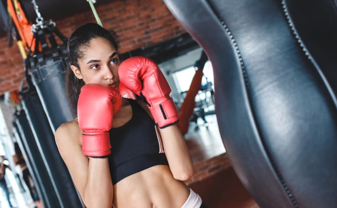 云開(kāi)·全站apply體育官方平臺(tái) 拳擊手套怎么選？拳擊手套選購(gòu)指南