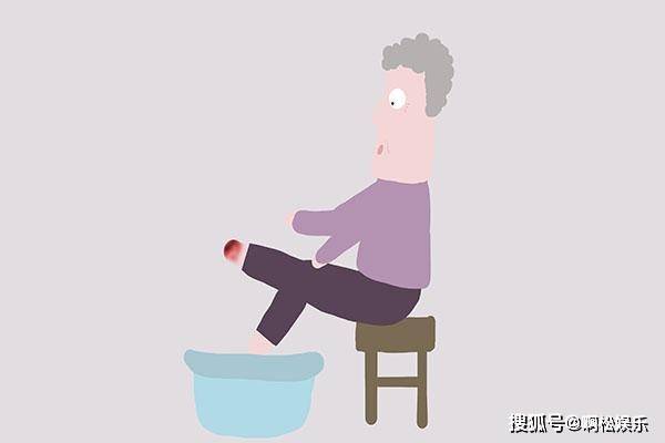 云開·全站APP登錄入口 大媽堅持每天踮腳尖10分鐘，身體收獲了4個好處，中醫(yī)：確實有用