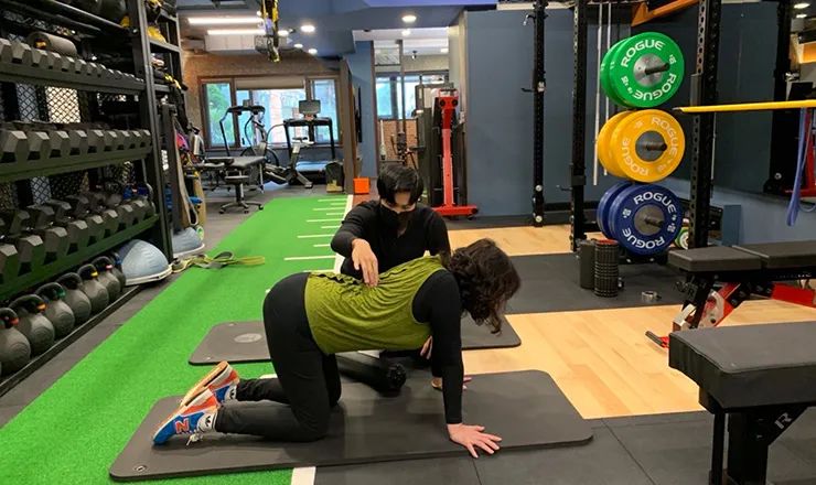 健身手套多少錢_健身手套要緊一點嗎_健身手套的作用